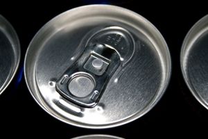 Energy-Drink: ist als Mischung mit Alkohol gefährlich (Foto: pixelio.de/Grey59)