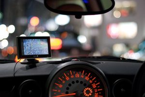 Navi im Auto: Gehirnareale bleiben oftmals inaktiv (Foto: flickr.com/wOOkie)