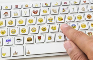 Auswahl: Emojis bestimmen den ersten Eindruck (Foto: twitter.com/evolution1079)