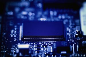 Schaltkreise: Halbleiter sollen billiger werden (Foto: flickr.com/Yuri Samoilov)