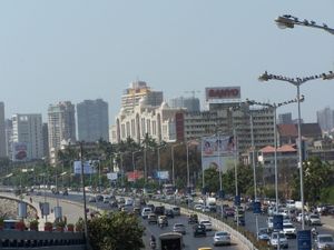 Indische Metropole: Wirtschaft holt stark auf (Foto: Dieter Schütz, pixelio.de)