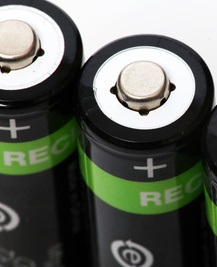 Wiederaufladbare Batterien: stehen vor Revolution (Tim Reckmann, pixelio.de)