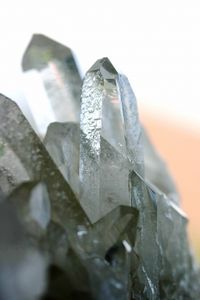 Kristall: Bald auch perfekt im Labor nachzubilden (Foto: pixelio.de, BirgitH)