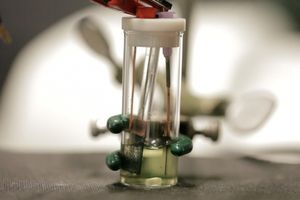 Hocheffiziente Anlage zur Wasserreinigung (Foto: Melanie Gonick, web.mit.edu)