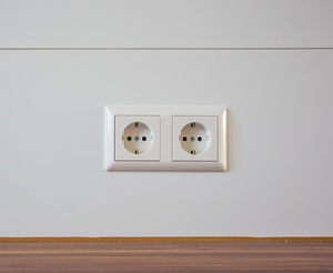 Steckdose: Ob da grad Öko oder Kohle rauskommt? (Foto: Rainer Sturm, pixelio.de)