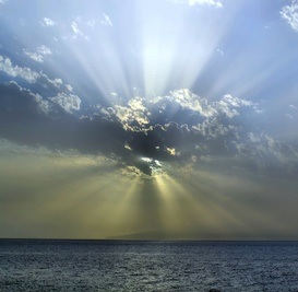 Wolken über dem Meer: Regen untersucht (Foto: Andreas Hermsdorf, pixelio.de)