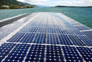 Solarzellen: Forscher steigern Ertrag (Foto: Paul-Georg Meister, pixelio.de )