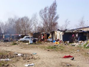 Leben in Belgrad: Umstände sind oft schlecht (Foto: Julian Nitzsche/pixelio.de)