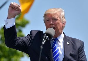 Donald Trump: US-Präsident twittert Tag für Tag (Foto: pixabay, geralt) Donald Trump: US-Präsident twittert Tag für Tag (Foto: pixabay, geralt)