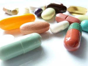 Psychopharmaka: Wirkung jetzt im Detail erforscht (Foto: pixelio.de/Andrea Damm)