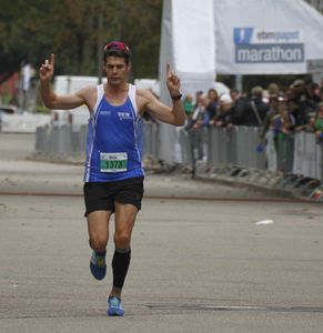 Sieger des Halbmarathons - Michael Chalupsky (© ebm-papst)