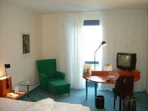 Hotelzimmer: Portale schummeln bei Angaben (Foto: Davis Schrapel, pixelio.de)