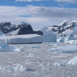 Antarktis: Forscher führen große Klimastudie durch (Foto: pixelio.de/M. Helmich)