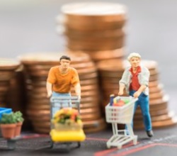 Einkauf: Zahlungsmoral von Kunden verbessert sich wieder (Foto: inkasso.de)