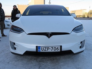 Tesla als Vorreiter: Fahrer werden unaufmerksam (Foto: jartsf, flickr.com)