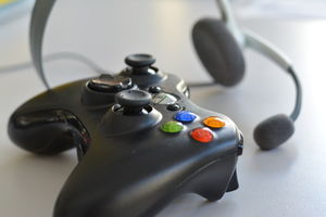 Controller: Games beeinflussen Verhalten nur wenig (Deborah Weber, pixelio.de)