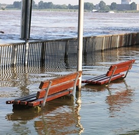 Überflutet: Neues System soll Schäden verhindern (Foto: Alexandra H./pixelio.de)