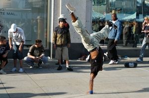 Breakdance: Auch Algorithmen müssen trainieren (Foto: AM/pixelio.de)