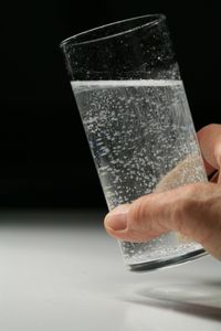 Wasser: Tägliche Einnahme von Backpulver gesund (Foto: pixelio.de, RainerSturm)