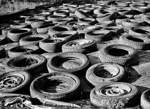 Reifen: Nachfrage in Indien steigt massiv an (Foto: Thorsten Jutzie, pixelio.de)