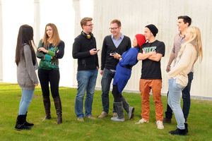 Studierende des Masterstudiengangs Music Management (Foto: Andrea Reischer)