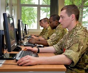 Online-Soldaten: British Army setzt künftig auch auf das Web (Foto: army.mod.uk)