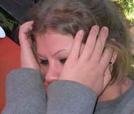 Riesenkater: Komatrinken schadet der Gesundheit (Foto: pixelio.de, B.Stolze) Riesenkater: Komatrinken schadet der Gesundheit (Foto: pixelio.de, B.Stolze)