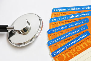 Organspende: Zustimmungslösung besser (Foto: Tim Reckmann, pixelio.de)