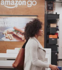 Amazon Go: einfach Waren einstecken und Laden verlassen (Foto: amazon.com)