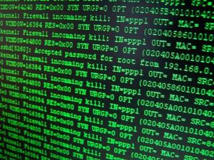 Code: Viele industrielle Netzwerke sind gefährdet (Foto: setcookie, pixelio.de)