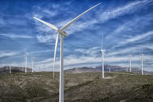 Windpark: Turbinen machen Windschatten (Foto: enriquelopezgarre, pixabay.com)