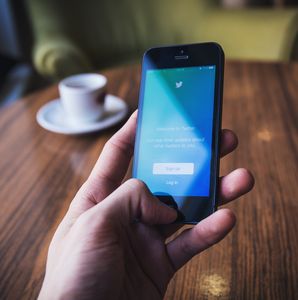 Twitter: Dienst greift gegen Hass durch (Foto: unsplash.com, freestocks.org)