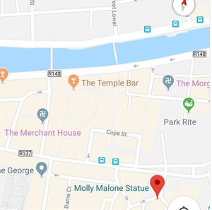 Swastika-Symbole: Google Maps hat einen Bug (Foto: twitter.com, irishkokolily)
