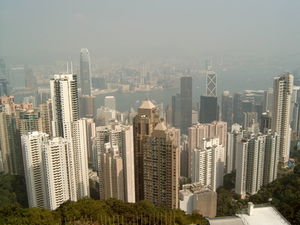 Smog in der Millionenstadt Hongkong (Foro: Carmen P. Baake, pixelio.de)