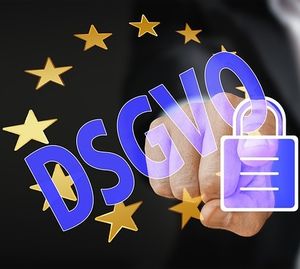 DSGVO: Datenschutzexperten stark nachgefragt (Foto: pixabay.com, geralt)