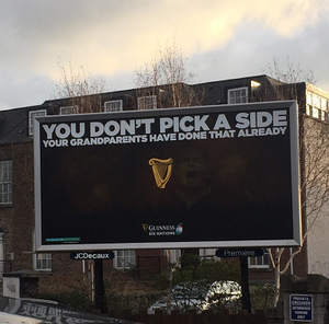 Plakat von Guinness hat Kontroverse ausgelöst (Foto: twitter.com, @marktigheST)