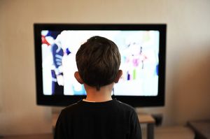 TV ist laut Studie schädlicher als Gaming (Foto: pixabay.com, mojzagrebinfo)