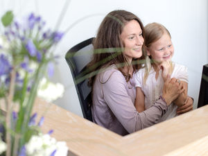 Realitätscheck am Weltfrauentag - Biogena besteht mit Bestnoten (Foto: Biogena)
