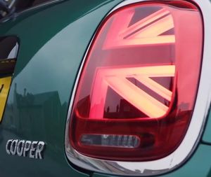 Mini Cooper: Union Jack für Kunden Pflicht (Foto: bmwgroup.com)