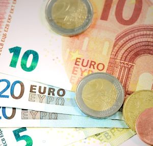 Geld: Vorname beeinflusst Einkommen (Foto: pixabay.com, PhotoMIX-Company)