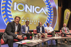 Das Podium am IONICA Kommunaltag (© IONICA/Studio Kopfsache)