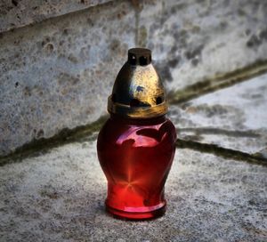 Grabkerze: Radikale Maßnahmen müssen nicht immer sein (Foto: pixabay.com/Lolame)