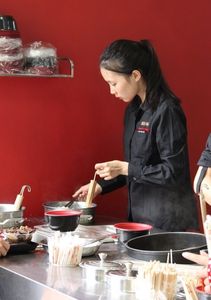Buffet-Kraft: Irreguläre Arbeitszeit belastet stark (Foto: pixabay.com, lifeP)
