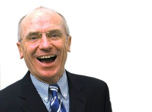 Hat gut lachen: Liberaler Chef wird geschätzt (Foto: Rainer Sturm/pixelio.de)