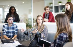 Trend: Kleine, autonome Arbeitsgruppen (Foto: pixabay.com, Free-Photos)