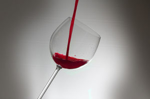 Rotwein: Taugt nicht nur zum Trinken (Foto: günther gumhold, pixelio.de)