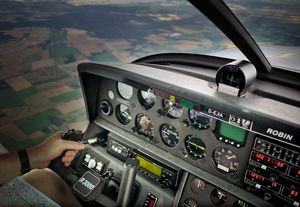 Im Cockpit: Hacker haben oftmals leichtes Spiel (Foto: pixabay.com, fietzfotos)