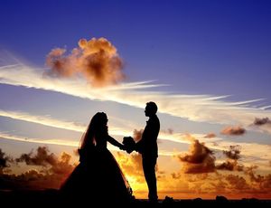 Ehepaar: Wer online treu bleibt, ist glücklicher (Foto: pixabay.com, StockSnap)