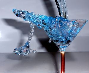 Fluoridiertes Trinkwasser kann gefährlich sein (Foto: derLord, pixelio.de)