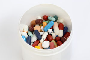 Antibiotika: Alte Mittel sind billiger als neue (Foto: pixelio.de, Tim Reckmann)